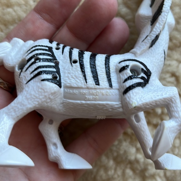 McDonalds Marty the Zebra from Madagascar Escape 2 Africa 2008 - Picture 3 of 4